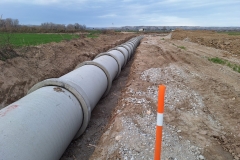 20240216 Instalación de tubería de hormigón que sustituye a la zanja a cielo abierto