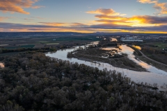 20231202 Crecida de caudales en el meandro recuperado. Vista al atardecer