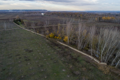 Vista previa al comienzo de las obras - acequia actual a demoler y zona donde se ubicará la nueva defensa