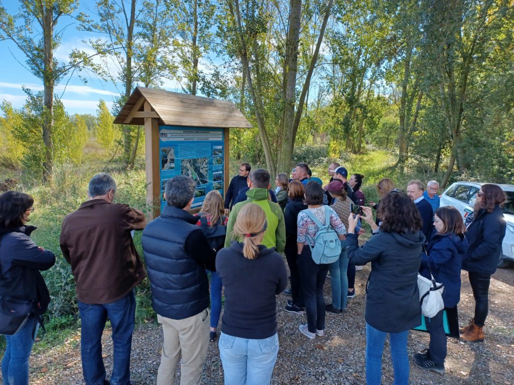 Visita delegación Gobierno de Polonia. Paraje de La Nava. Alfaro, La Rioja.