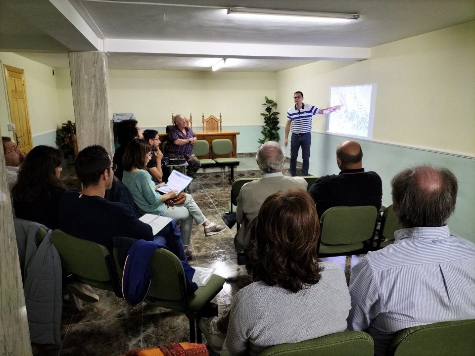 Reunión del grupo de co-creación 1 de la zona 2 en Fuentes de Ebro