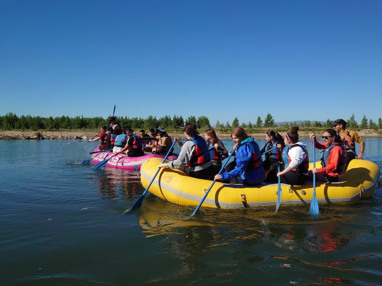 Descent from Ortigoso to El Señorío with students from IES Gonzalo de Berceo, in Alfaro (Castejón).