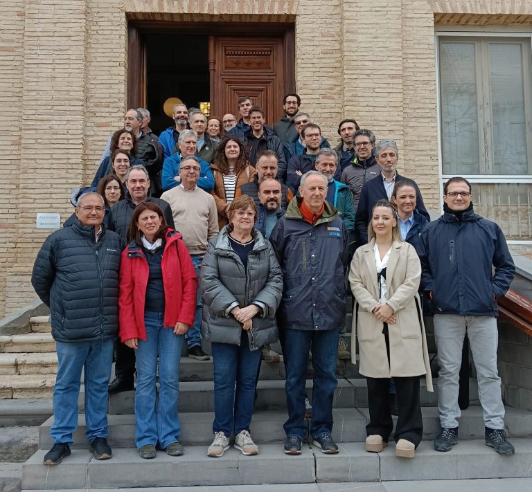 Foto institucional visita de obras al tramo 9 de la Estrategia Ebro Resilience febrero 2025