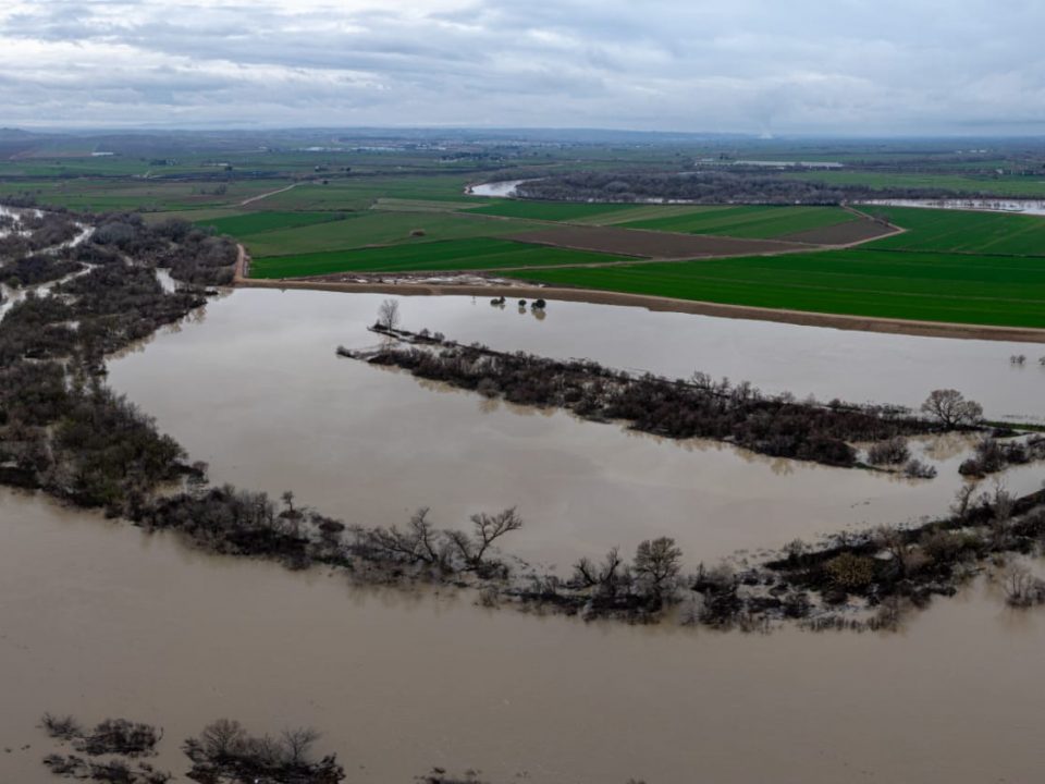 Meandro de Aguilar 14 de febrero. Entorno a los 1.200 m3/s