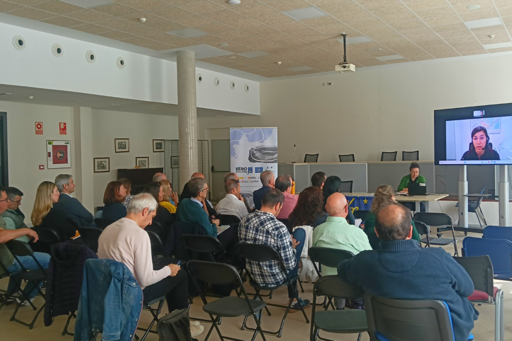 Local Entities Forum in Pina de Ebro dealing with information and communication systems for flood emergencies