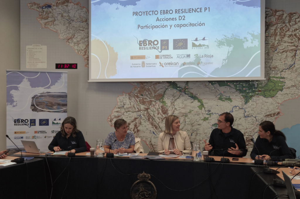 Equipo técnico LIFE Ebro Resilience P1 y directora CINEA